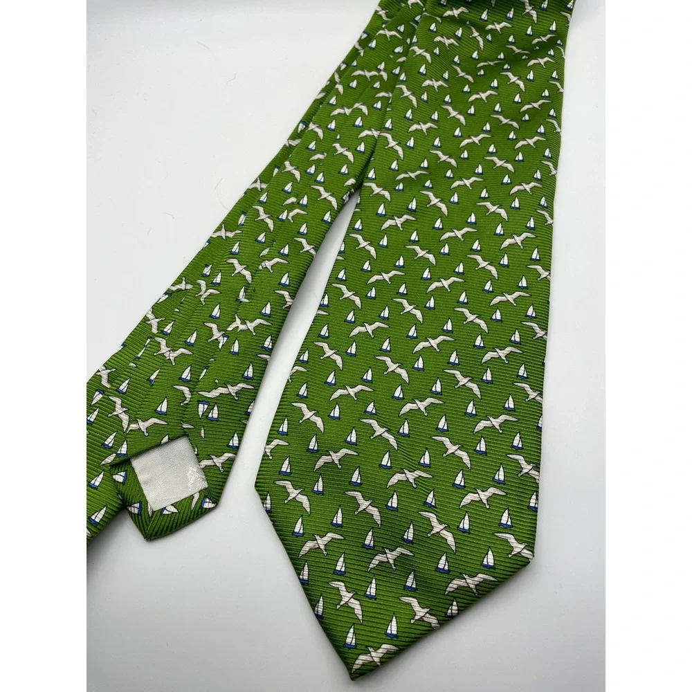 Brooks Brothers 346 Mens Green Silk Tie Nautical Seagull Sailboat Print USA Made